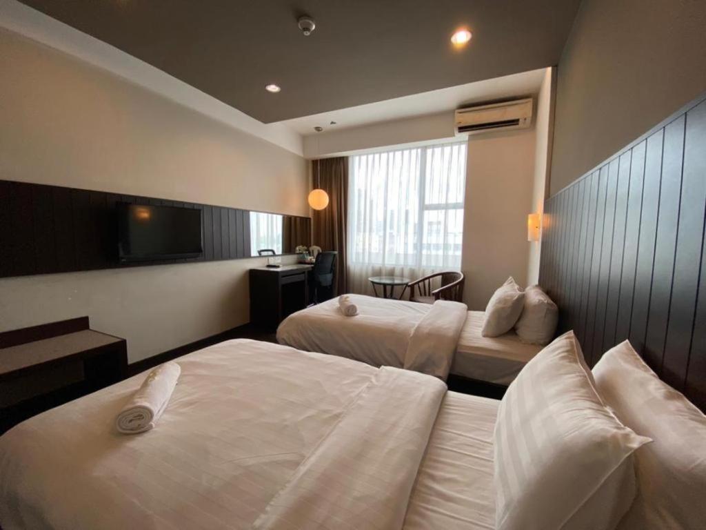 Kemena View Hotel Кучінг Екстер'єр фото